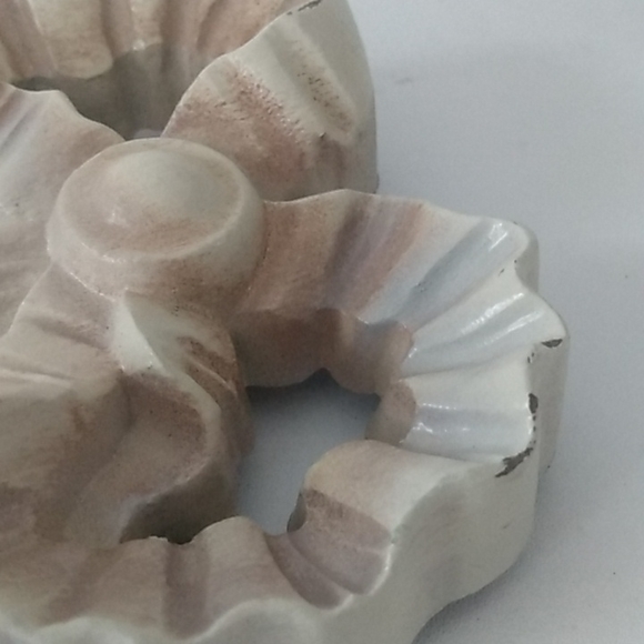 Burwood 1969 faux wicker Basket w/ fruit, flowers wall plaques - Picture 15 of 16